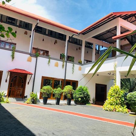 The Triangle Hotel Anuradhapura Kültér fotó