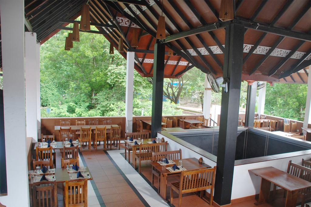 The Triangle Hotel Anuradhapura Kültér fotó