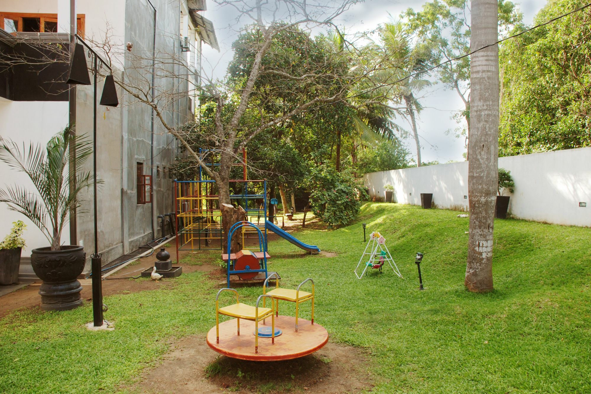 The Triangle Hotel Anuradhapura Kültér fotó